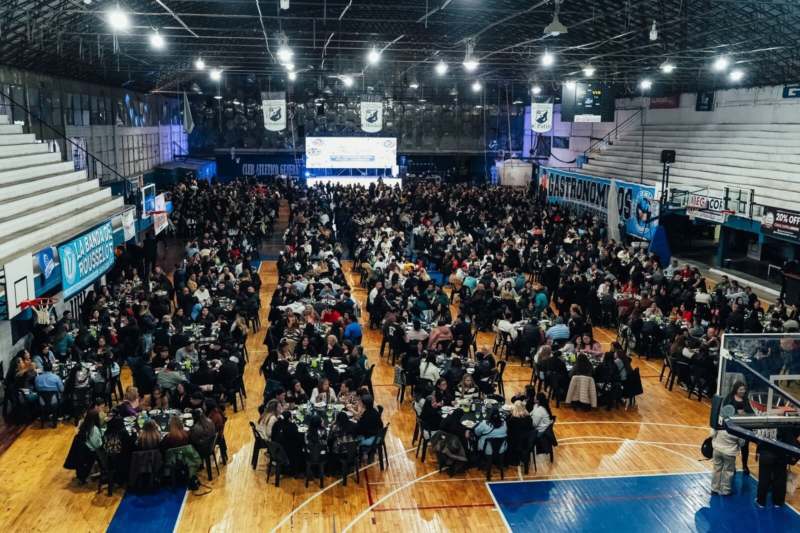 UTHGRA Córdoba celebró junto a sus trabajadores una gran noche por el Día del Trabajador del Turismo, la Hotelería y la Gastronomía